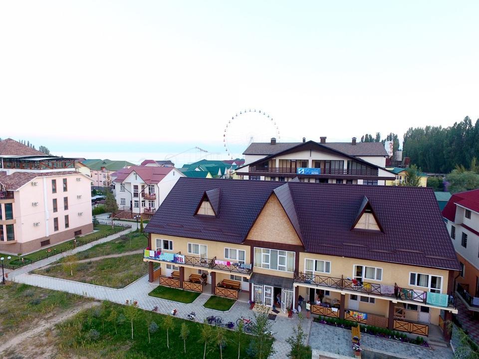 Evropa Hotel Бостері Екстер'єр фото